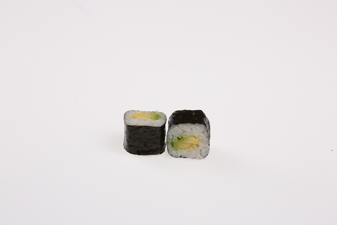 2. Avocado Maki (8 pc)