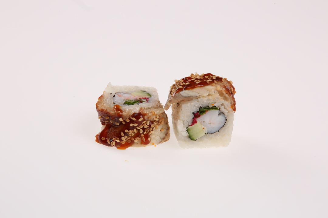 24. Dragon Maki (8 pc)